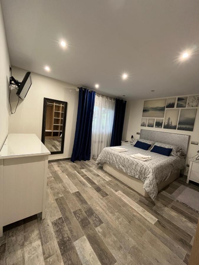 La Chabola Apartment Sobarzo Bagian luar foto